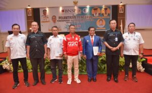 Gubernur Sulawesi Tengah, Foto Bersama pasca meraih gelar AIFO